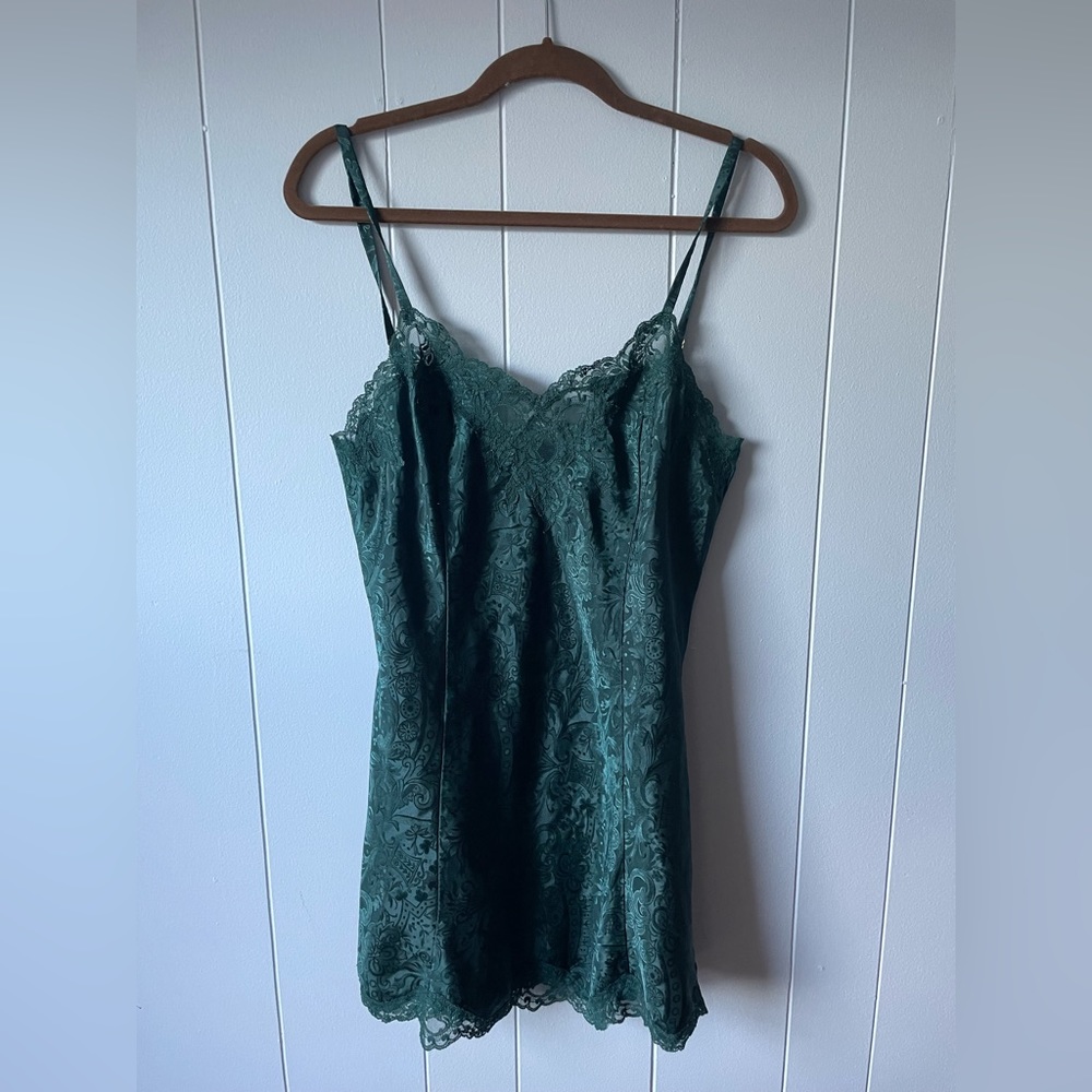Victoria Secret Gold label forest green slip size Large!!!